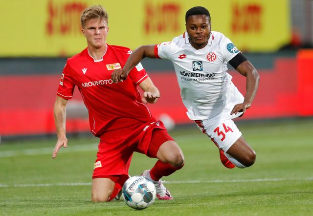 借年轻球员 借年轻球员