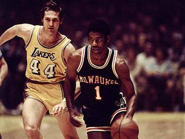 坚实的基础 坚实的基础