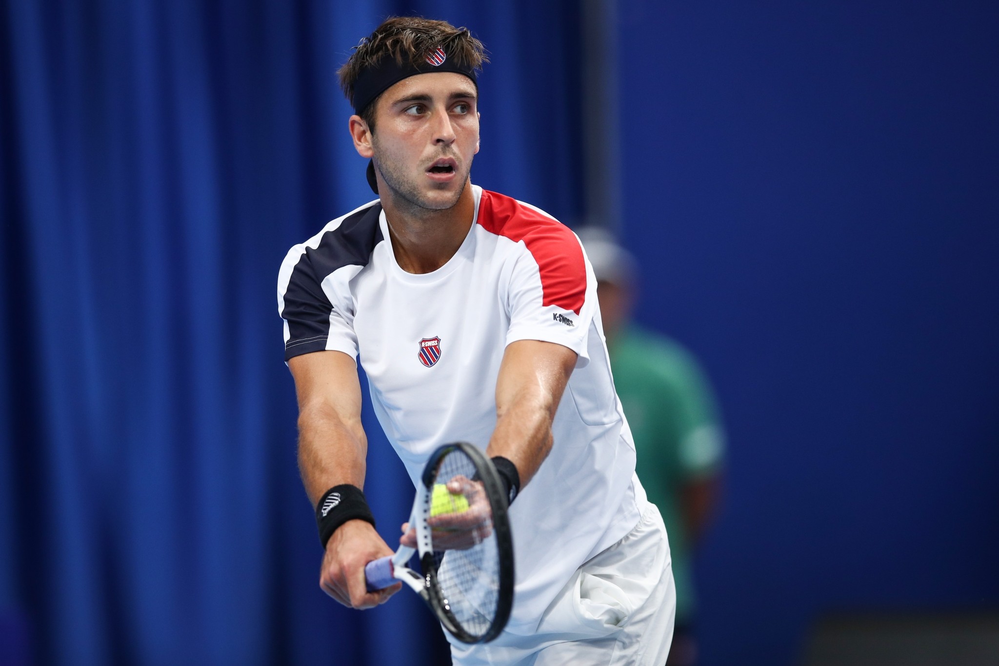 接连引进比 接连引进比