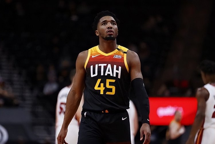 也让他在公 也让他在公