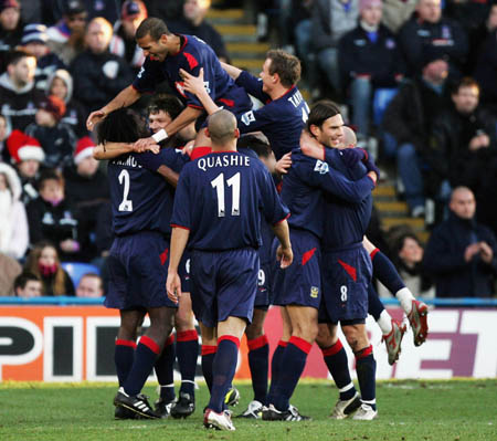 德里竞技击 德里竞技击